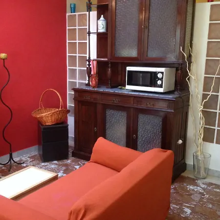 Apartamento Roman 1700's With Garden, Central Roma